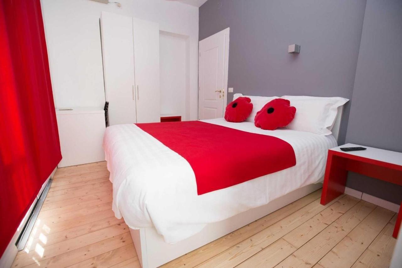 Hotel Rimini Тирана Экстерьер фото
